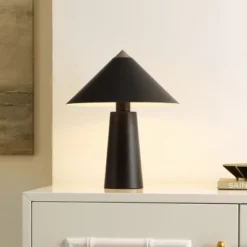 Syuna Table Lamp - 17 Inch Height - TBL4531 - Black/Gold - Safavieh -Lighting Store GUEST 89b5f58b 4e5d 43cd b790 31dbe296ab0d